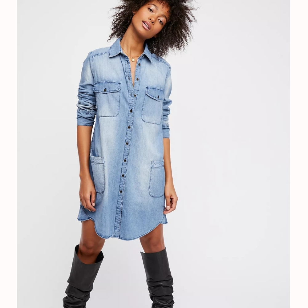 At A Crossroads Buttondown